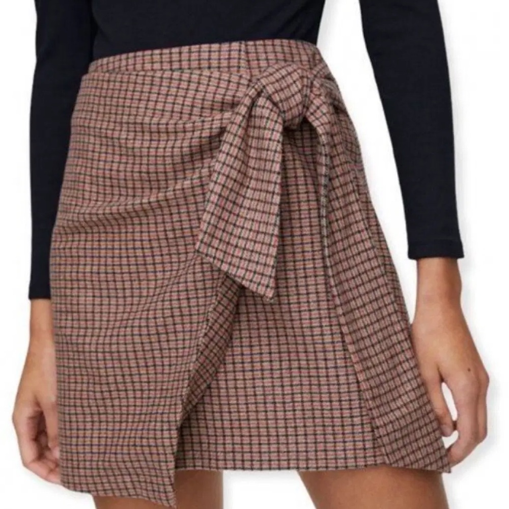 Aritzia Wilfred Wool Mini Wrap Front Skirt